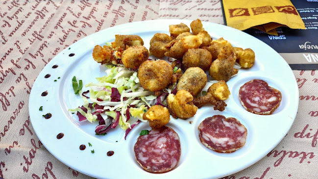 Ristorante La Caveja Open Times