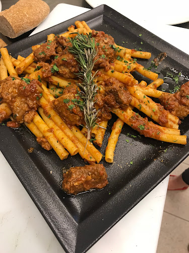 il contrasto ristorante pizzeria - Ristorazione