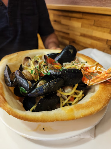 Opinii despre Calabrone 2 în Milano - Ristorazione