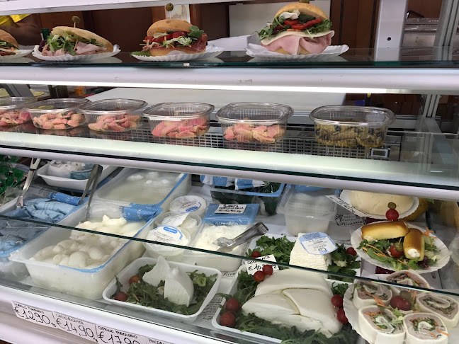 Panificio Biscottificio 'Primavera' di Cerasa Luigia& C. S.N.C. - Ristorazione