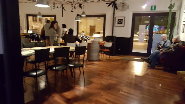 Man Cave Cafè - Ristorazione