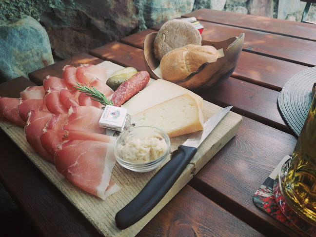 Comentarii opinii despre Biergarten Tirol am Schlossweg