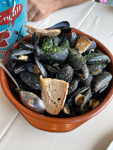 Tintero Boat - Italian Fish Restaurant Phone number