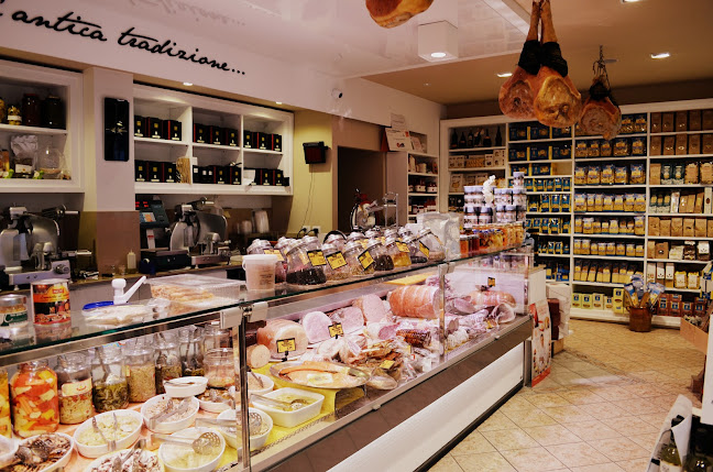 Antica Salumeria Mazzuca - Ristorazione