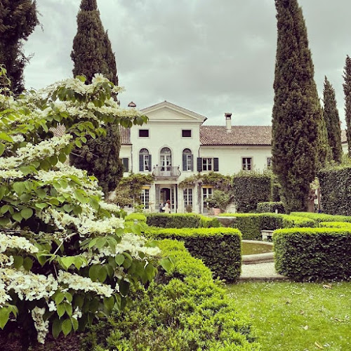 Piazza Caimo, 4, 33050 Santa Maria la Longa UD