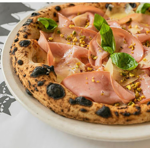 I 12 Gatti Pizzeria Open Times