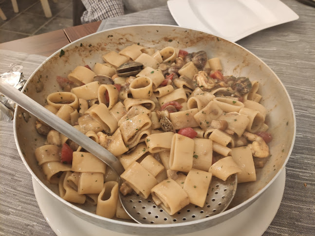 Opinii despre Pizzeria da Gennaro la tramontina în Cairo Montenotte - Ristorazione