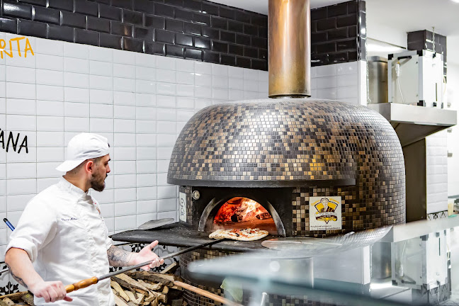 L'antica Pizzeria Da Michele Open Times