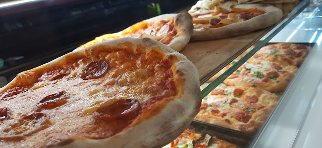 Comentarii opinii despre Stefano Russo Martucci