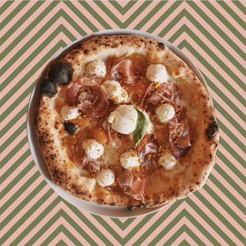 Via delle Torri, 11, 73028 Otranto LE