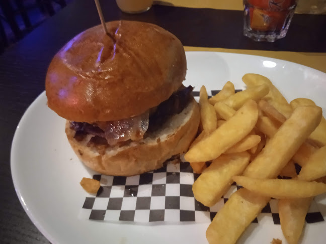 ROCK TOWN Phone number