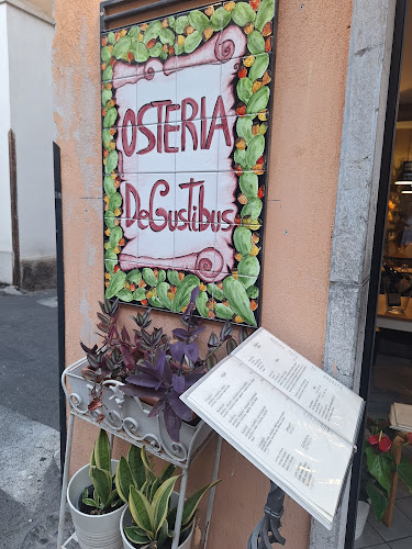 Via di Giovanni, 32, 98039 Taormina ME