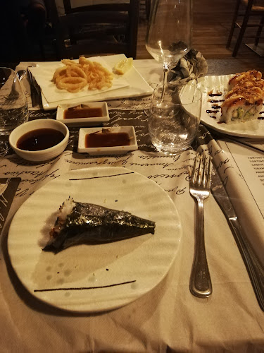 Streat Food - Poke, Sushi & Ramen Phone number