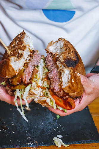 Opinii despre Thomson pub în Cropani Marina - Ristorazione