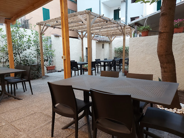 Opinii despre Pizzeria Mondopizza în Piombino - Ristorazione