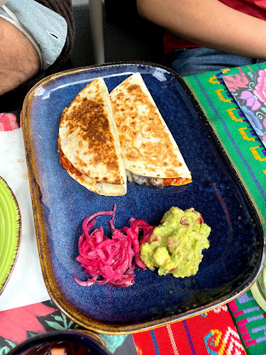 La Cucaracha Open Times