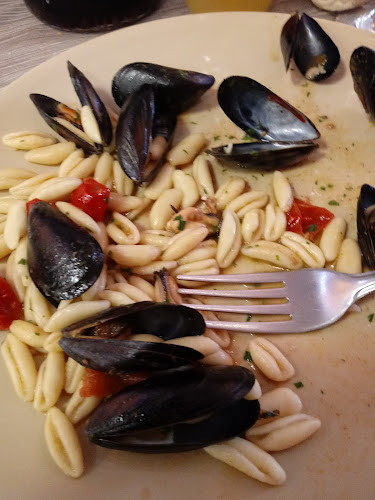 Opinii despre TRATTORIA PIZZERIA FANTASY - Mola di Bari (Bari) în Mola di Bari - Ristorazione