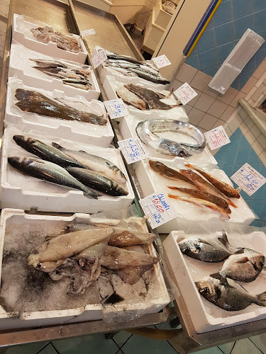 Comentarii opinii despre Pescheria Mare Blu Di Castellano Aniello