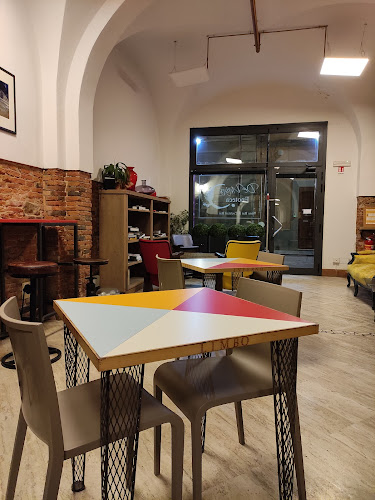 Opinii despre De Uains Enoteca & Cocktail bar în Pontedera - Ristorazione