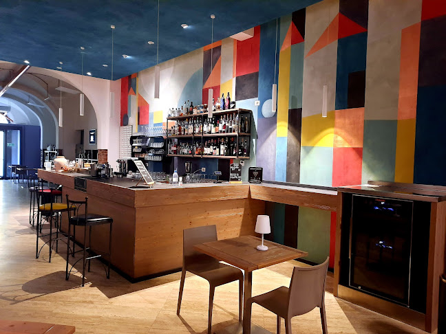 De Uains Enoteca & Cocktail bar