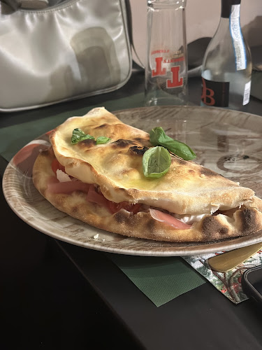 Opinii despre Manny Tutto Pizza în Quattromiglia - Ristorazione