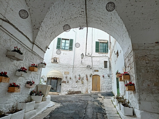Via Gaspare Petrarolo, 38, 72017 Ostuni BR