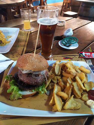 Edelstube Open Times