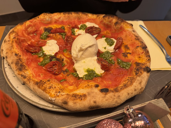 Opinii despre La biblioteca della pizza în Quarrata - Ristorazione