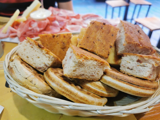 051 Osteria Piazza Maggiore