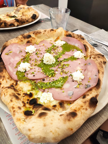 Comments and reviews of Luigi Teperino Pizzeria - Modena 2.0