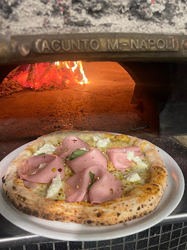 Pizzeria O' Vesuvio - Ristorazione