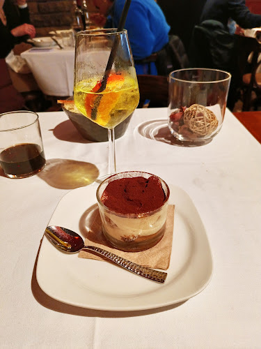 051 Osteria Piazza Maggiore