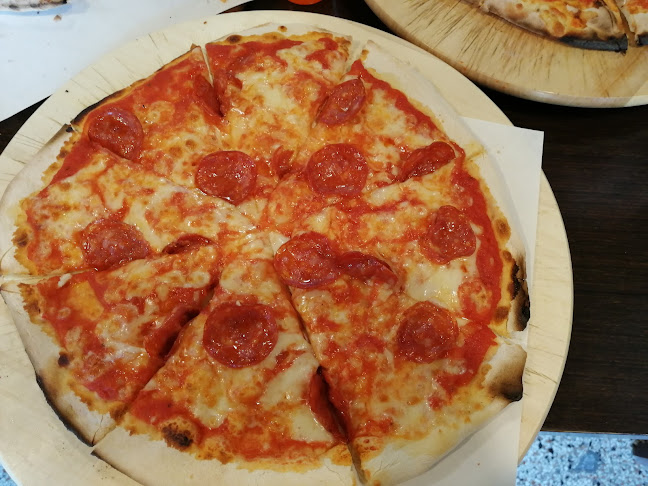 Da Mamma Ida Di Tahiri Mirsida - Ristorazione