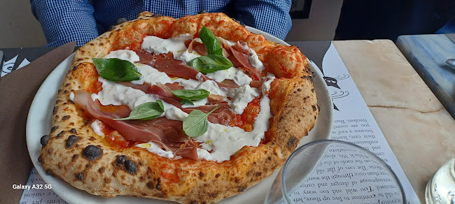 I 12 Gatti Pizzeria Open Times