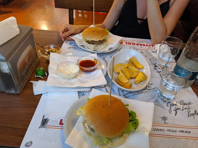Liverpool Pub - Ristorazione