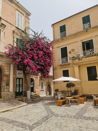 Carbone Cocktail Bar Gelateria - Tropea