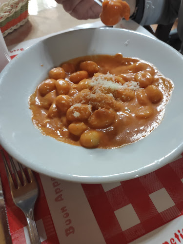 Mangi & Bevi Open Times