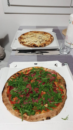 Pizzeria Gastronomia e Rosticceria O' Golfo Di Napoli - Ristorazione