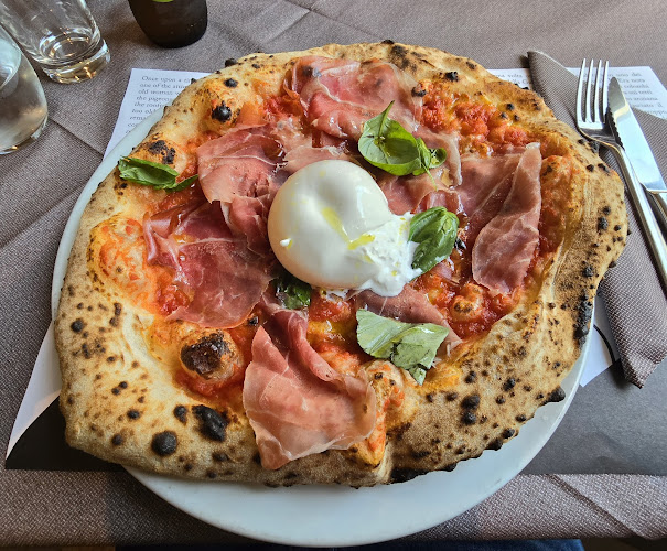 I 12 Gatti Pizzeria - Ristorazione