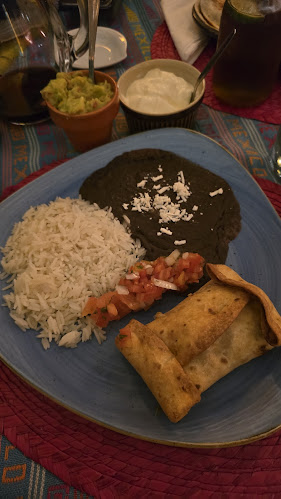 La Cucaracha Open Times