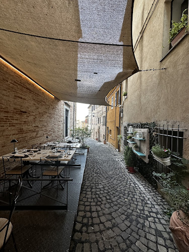 Via Boccolino di Guzzone, 15, 60020 Offagna AN