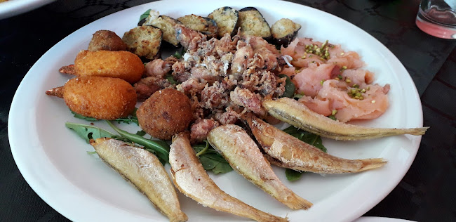 Opinii despre OverLine_kitchen_bar în Miggiano - Ristorazione