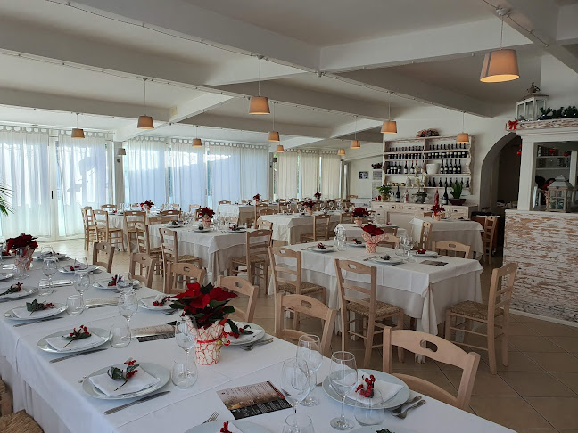 Opinii despre WHITE restaurant în Casarano - Ristorazione