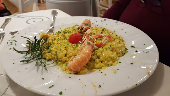 Uscita svincolo autostradale, Via Aldo Moro, 6, 90045 Cinisi PA