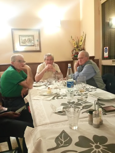 Opinii despre Pizzeria Michelangelo în Grugliasco - Ristorazione