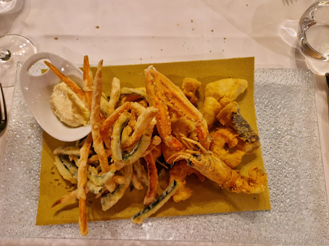 Piazzetta Pescheria, 9, 37121 Verona VR