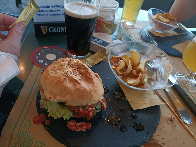 The Overbridge Pub - Ristorazione