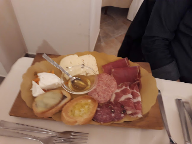 Opinii despre Ristorante Abbazia San Claudio în Corridonia - Ristorazione