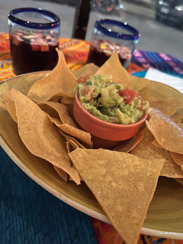 La Cucaracha Phone number