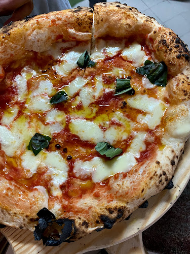 Opinii despre Victoria Club în Somma Vesuviana - Ristorazione